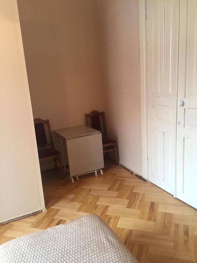 Host N1 Apartment Kutaisi Exterior foto